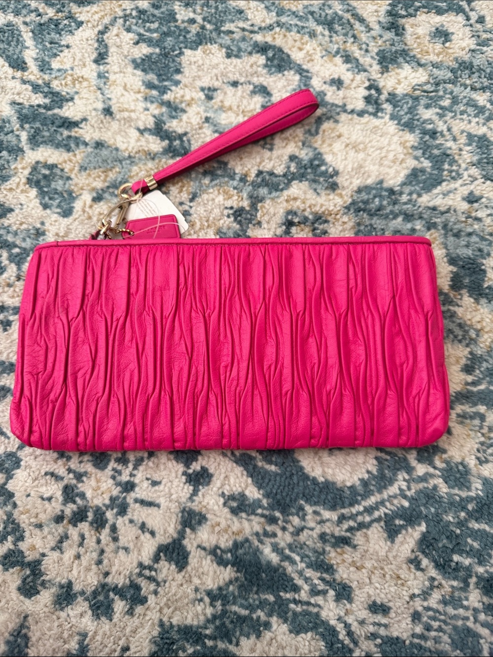 COACH Hot Pink Quilted Wristlet Clutch - Picture 4 of 11